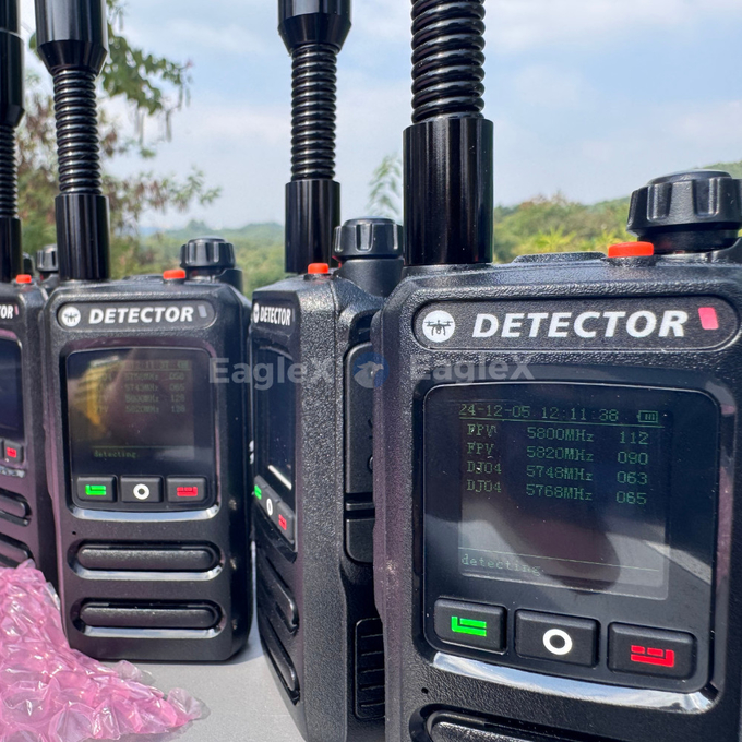 1.5-2KM Φόρητο ανιχνευτής FPV ανίχνευσης 8001500MHz、24002485MHz、57255850MHz 0